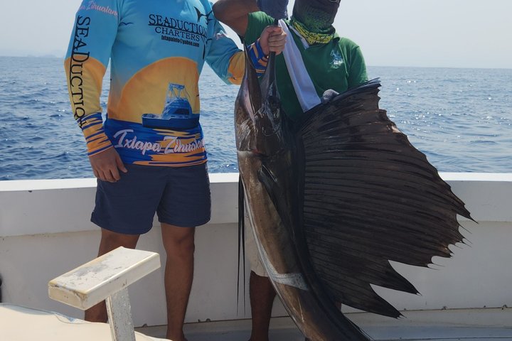 Private Fishing Charter Experience at Ixtapa Zihuatanejo