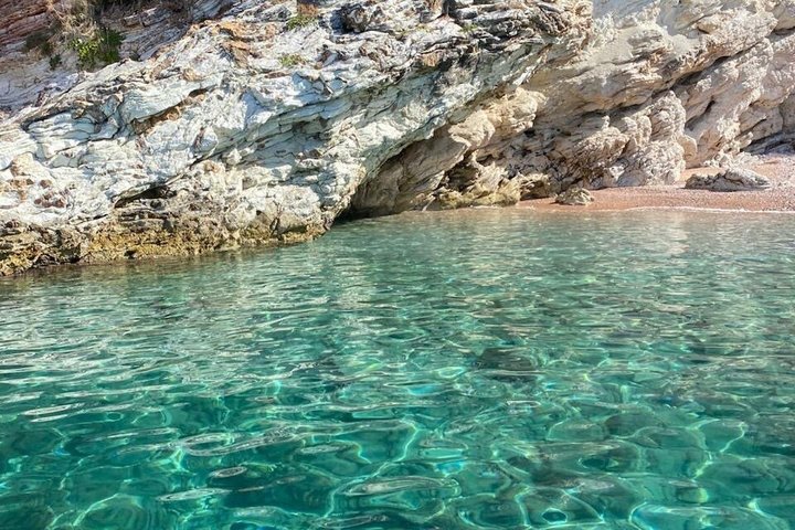 SpeedBoat Trip to 5 Islands of Ksamil & Swimming