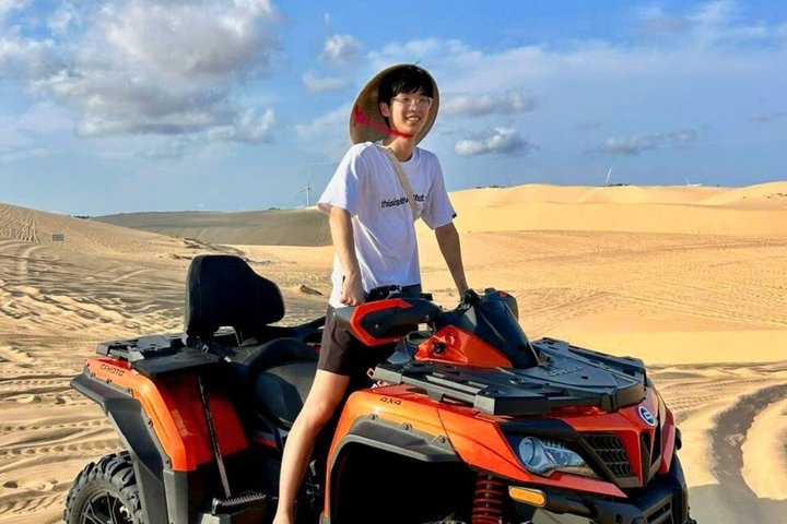 Sunrise or Sunset Private Jeep Tour of Sand Dunes Mui Ne, Vietnam