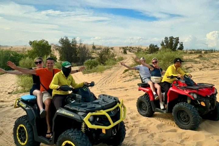 Sunrise or Sunset Private Jeep Tour of Sand Dunes Mui Ne, Vietnam