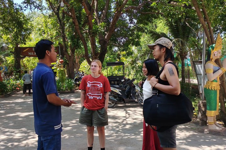 Visit 11 Places in One Day including S21 & Killing Field