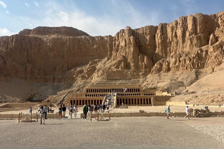 Private Day Trip to Luxor from Hurghada and Valley of the Kings