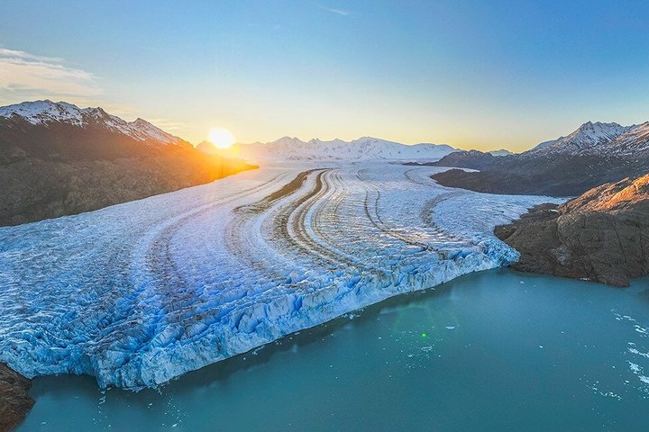 El Calafate: Full Day to Viedma Glacier and Chorrillo del Salto
