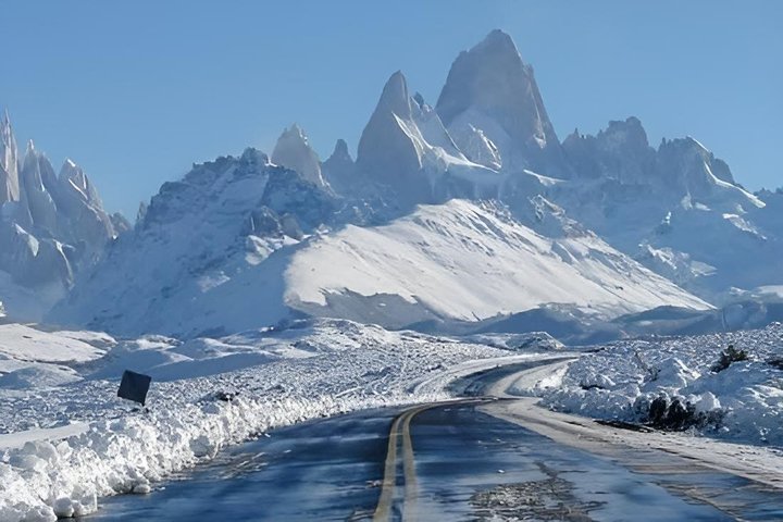 El Calafate: Full Day to Viedma Glacier and Chorrillo del Salto