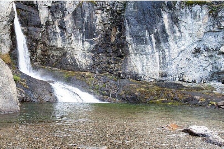 El Calafate: Full Day to Viedma Glacier and Chorrillo del Salto