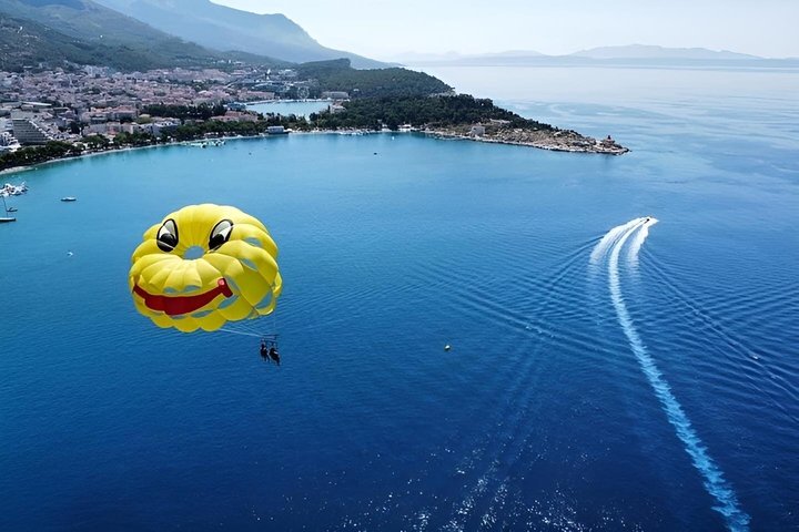 Parasailing Adventure in Makarska by MPL Nautika