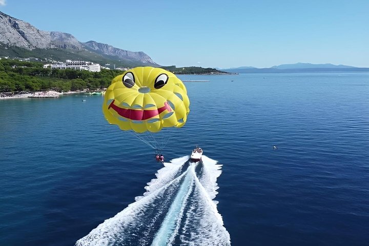 Parasailing Adventure in Makarska by MPL Nautika