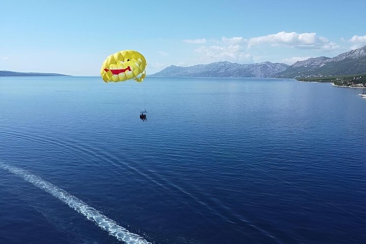 Parasailing Adventure in Makarska by MPL Nautika