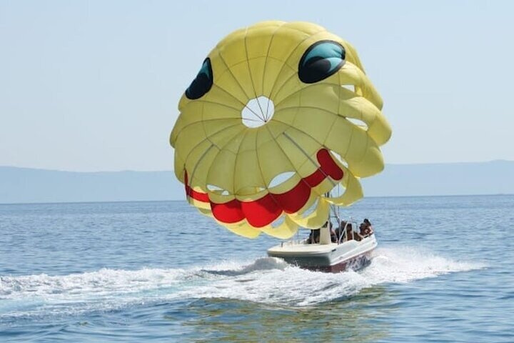Parasailing Adventure in Makarska by MPL Nautika