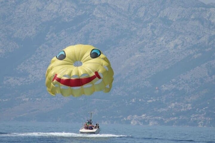 Parasailing Adventure in Makarska by MPL Nautika