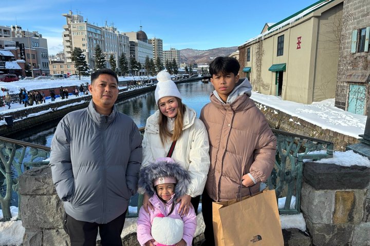 Otaru Shore Excursion: Custom Car Tour, Licensed Guide