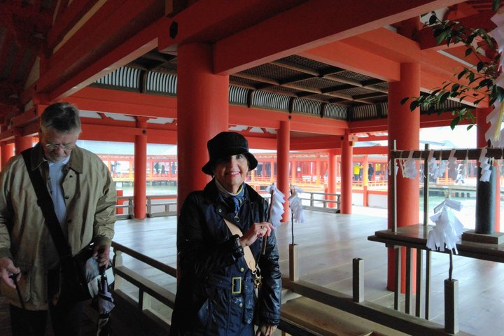 Hiroshima Cruise Pickup : Miyajima & Peace Park Tour with car