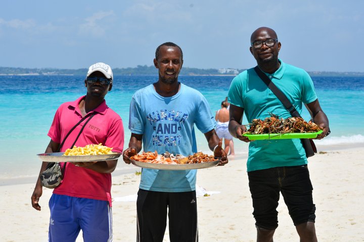 Zanzibar: Mnemba Snorkeling
