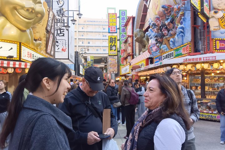 Osaka Flavors & Landmarks: Castle, Shinsekai & Food Tasting