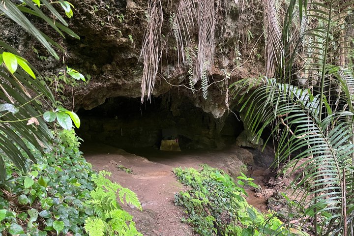 Okinawa WWII History Tour with Guide & Driver | 1–8 Guests