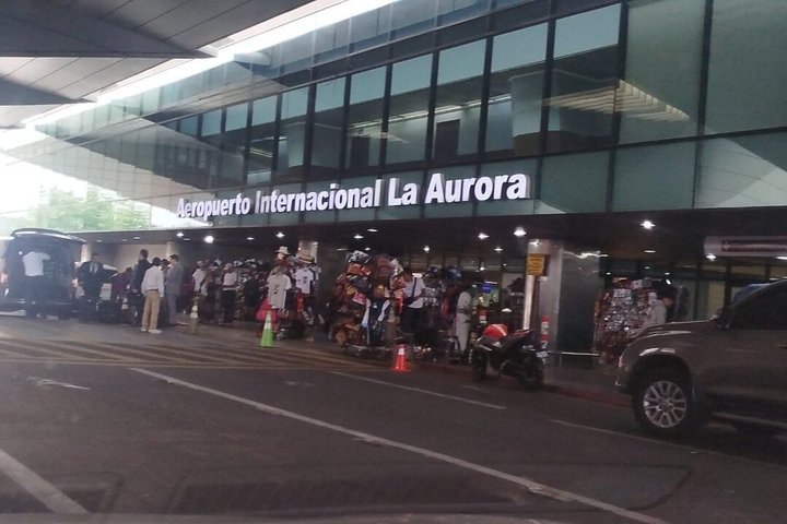 Shared shuttle - From Panajachel to Guatemala City (airport)