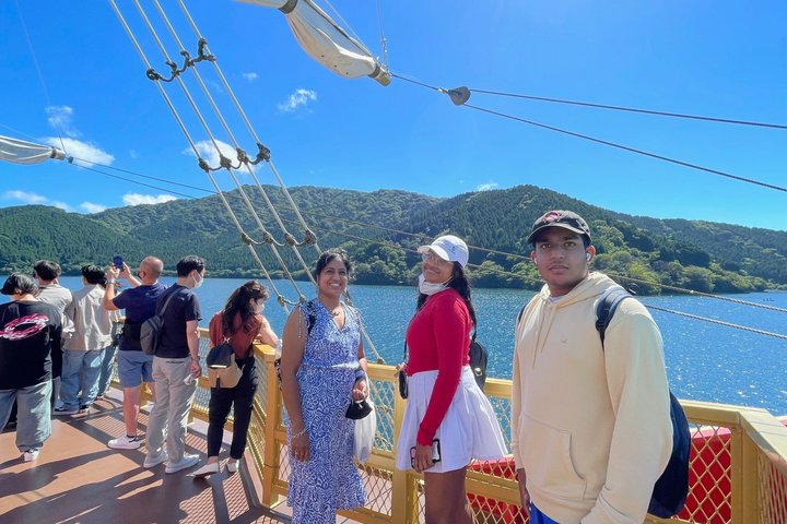 Hakone Customized Private Tour in 1 Day with Licensed Guide