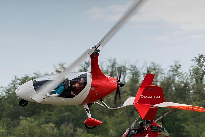 Gyrocopter Sightseeing Adventure Over Budapest