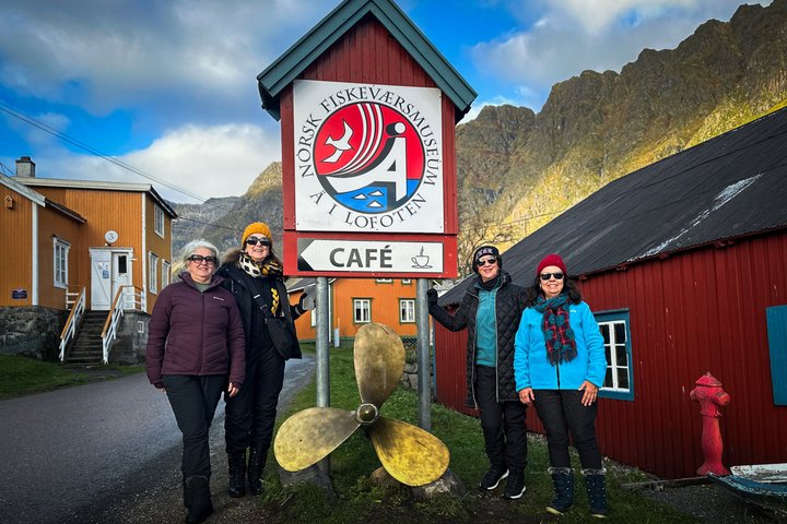 Lofoten Roadtrip Full Day Tour from Svolvaer