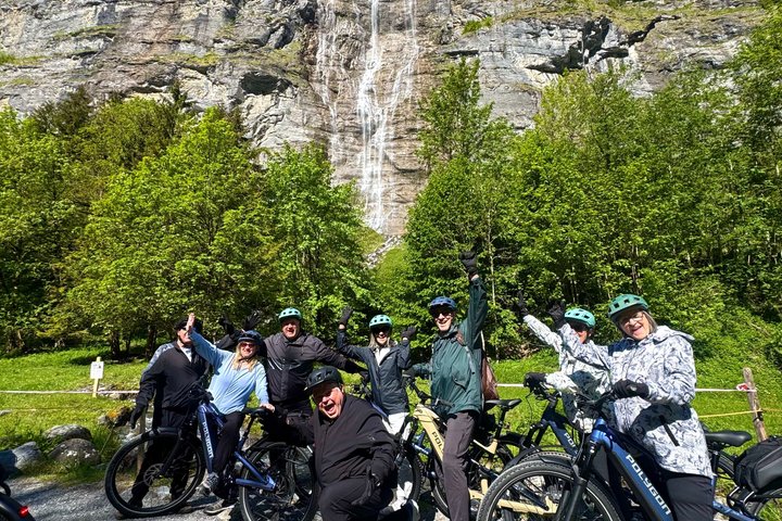 Lauterbrunnen E-Bike Tour - Trümmelbach Falls & Hidden Valleys