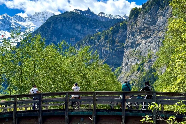 Lauterbrunnen E-Bike Tour - Trümmelbach Falls & Hidden Valleys