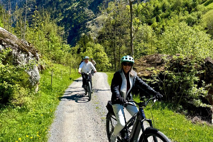 Lauterbrunnen E-Bike Tour - Trümmelbach Falls & Hidden Valleys