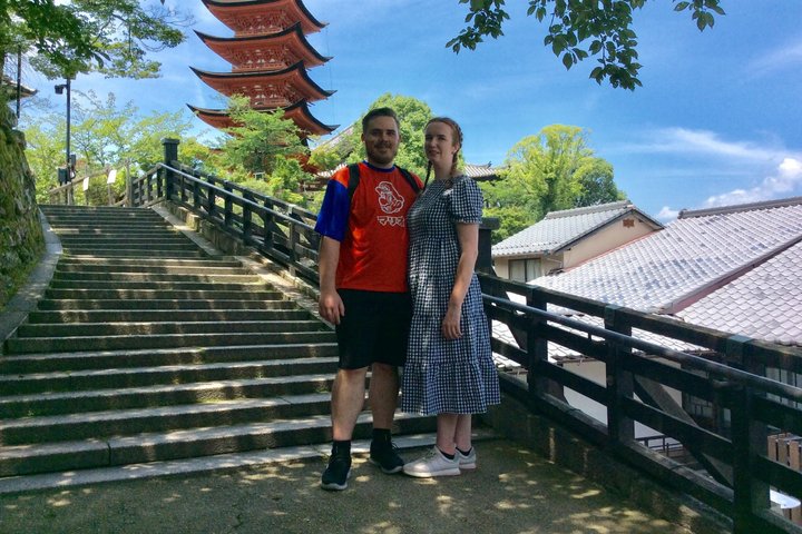 Hiroshima & Miyajima in 1 Day: Private Tour, Licensed Guide
