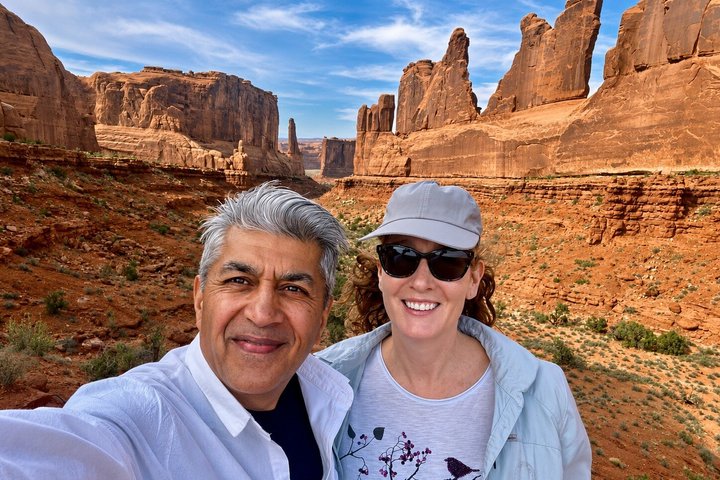 HIGHLY RATED Arches National Park Sightseeing Tour From Moab Utah