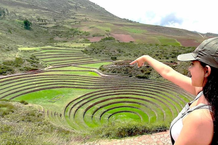2-Day Tour from Cusco Sacred Valley and Machu Picchu by Train