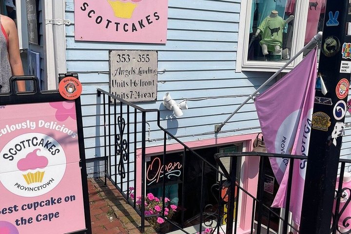 Provincetown Bites and Sights Walking Guided Food Tasting Tour