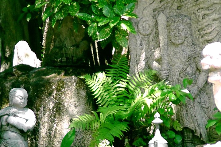 Spiritual Power Spot temples and a Time Travel shrine in Osaka