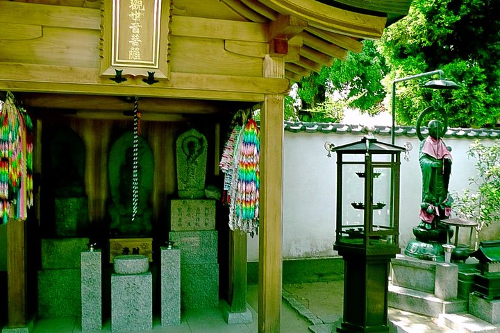 Spiritual Power Spot temples and a Time Travel shrine in Osaka
