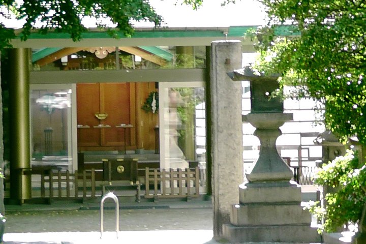 Spiritual Power Spot temples and a Time Travel shrine in Osaka