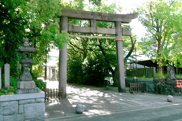 Spiritual Power Spot temples and a Time Travel shrine in Osaka