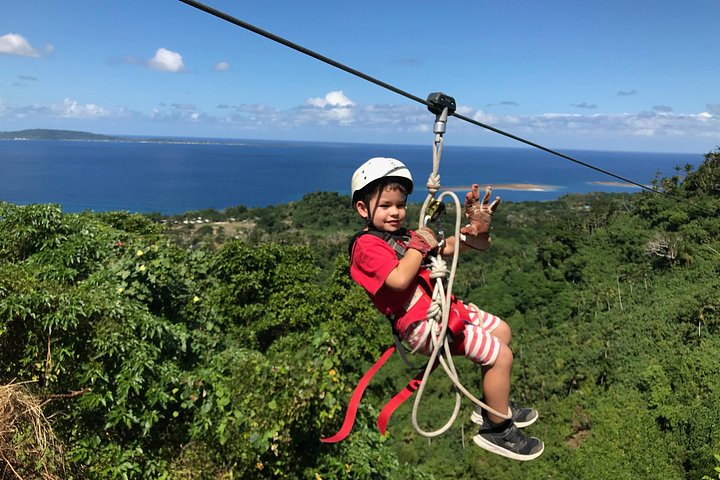 Cruiseship Zipline Adventure Tour with SkyBridge in Vanuatu