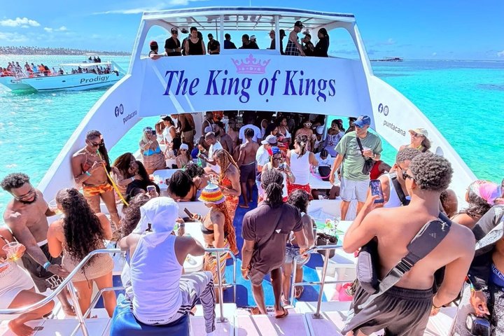 Sand-Bar Punta Cana Party Boat unlimited drinks, snorkeling Vibes