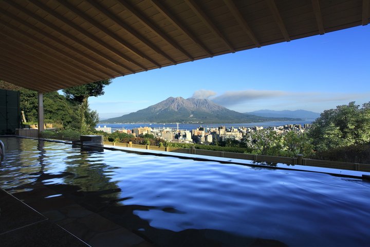 Kagoshima Luxury Hot Springs and Gourmet Lunch at Shiroyama Hotel