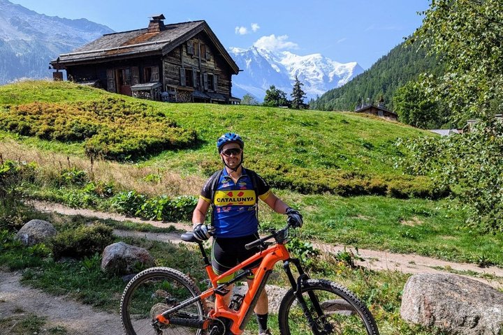 Chamonix Electric Mountain Bike Rental for Scenic Adventures