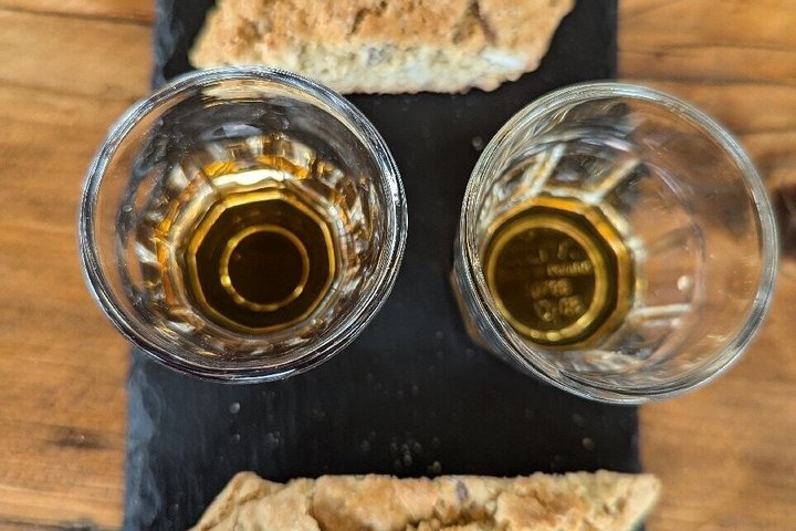 Montepulciano: Cinta Senese Farm Tour, Food Tasting & wine