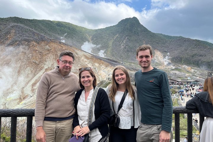 Hakone in 1 Day by Private Car with Licensed Guide