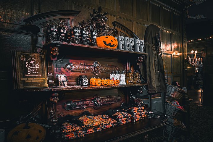 #1 Ghost Tour in the Midwest : Candlelight Trolley Tour