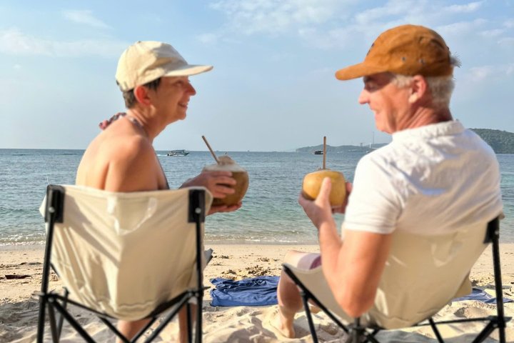 Phu Quoc: Discovery Snorkeling Tour with Island BBQ (Max 12 pax)
