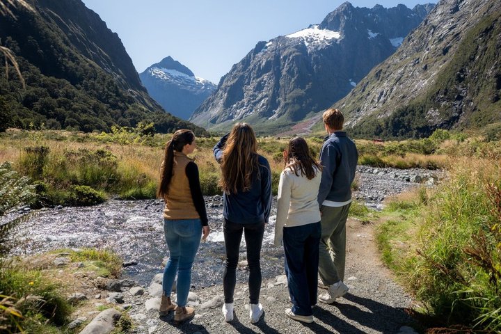 Milford Sound Coach & Cruise ex Te Anau Stunning Views with Lunch