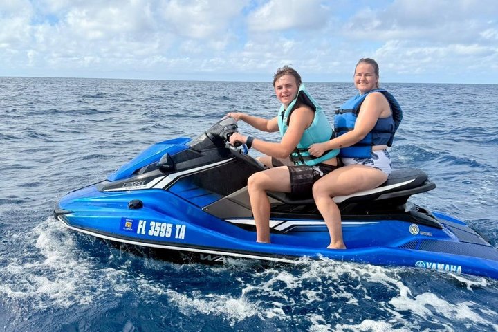 Grand Turk Jet Ski Experience – Cruise Ship Adventure by Aquajets