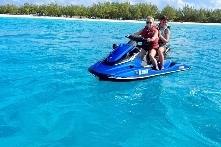 Grand Turk Jet Ski Experience – Cruise Ship Adventure by Aquajets