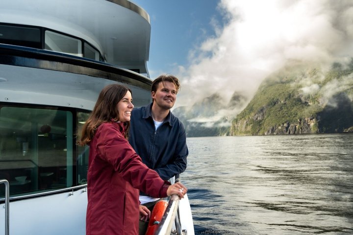Milford Sound Cruise: Stunning Views & Optional Picnic or Buffet