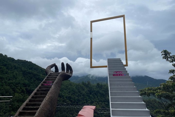 Guangzhou: Gulong Gorge Glass Skywalk & Go-Kart Adventure