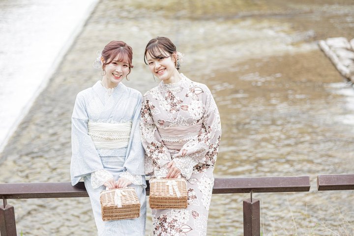 Kawagoe: Family-Friendly Kimono & Yukata Experience at WARGO