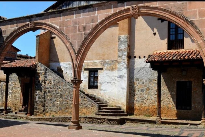Patzcuaro Express Tour and boat ride to Janitzio