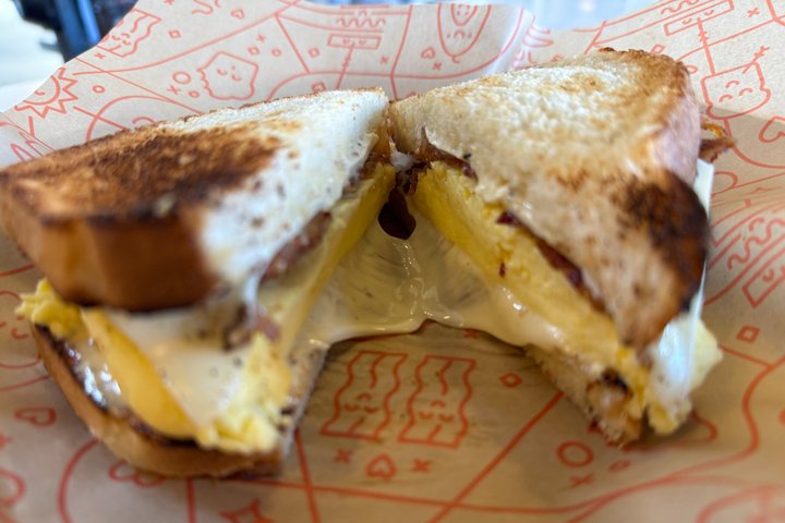 Kansas City Downtown Food Tour with 5 Local Dishes